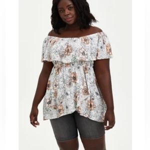 White Floral Crinkle Gauze Cold Shoulder plus size top